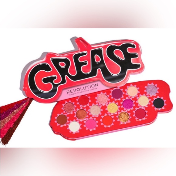 GREASE X REVOLUTION 18-pan
Eyeshadow Palette - Picture 5 of 10